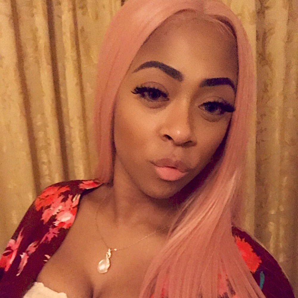 😍Gorgeous Long & Straight Pink Lace Front Wig😍